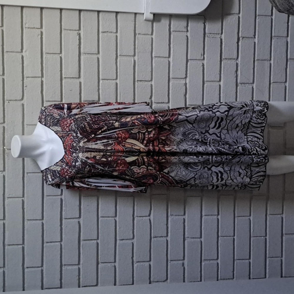 Beautiful Multicolor Paisley Smocked Neckline Midi Dress. Size Small